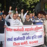 रामपुर में पुलिस वाहन पलटा, महिला कांस्टेबल की मौत