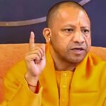घने कोहरे की चपेट में करनाल, विजीबिलटी लगभग जीरो हुई